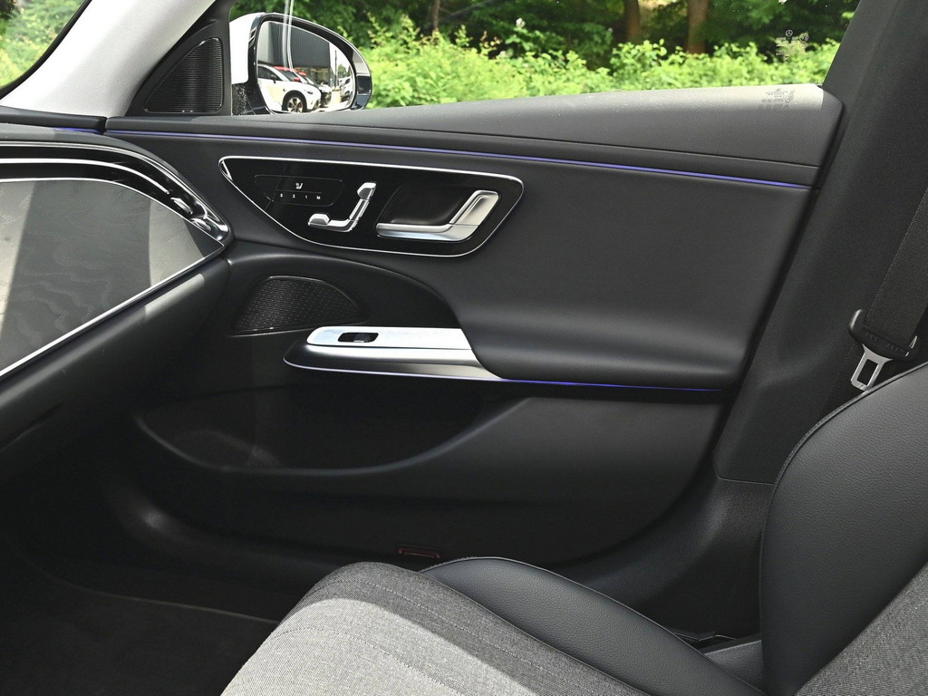 Bild 17 - E 300 e T Avantgarde Advanced +