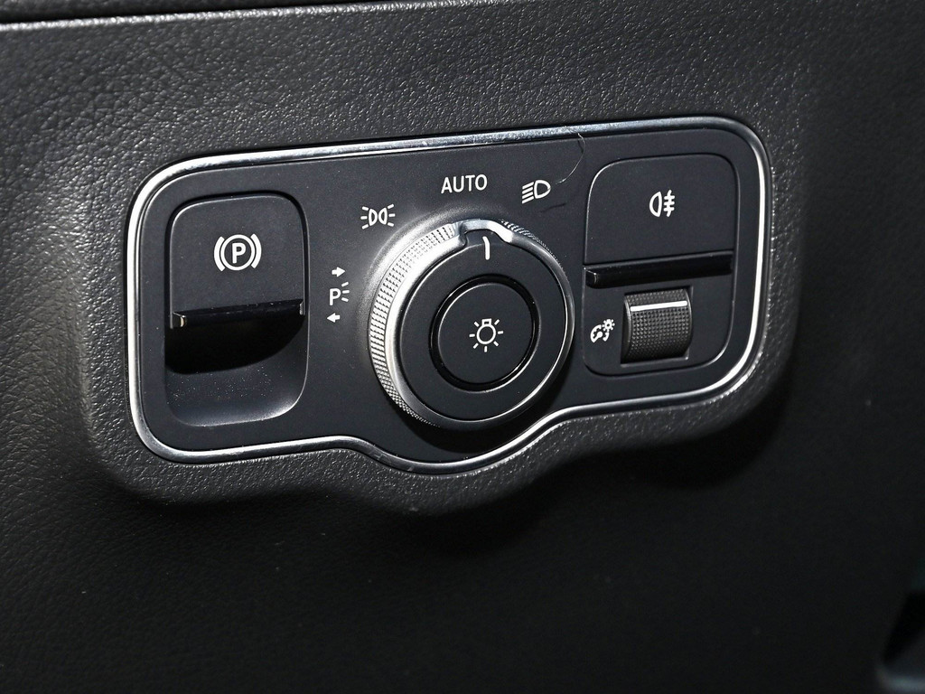 Bild 22 - B 200 Progressive Advanced