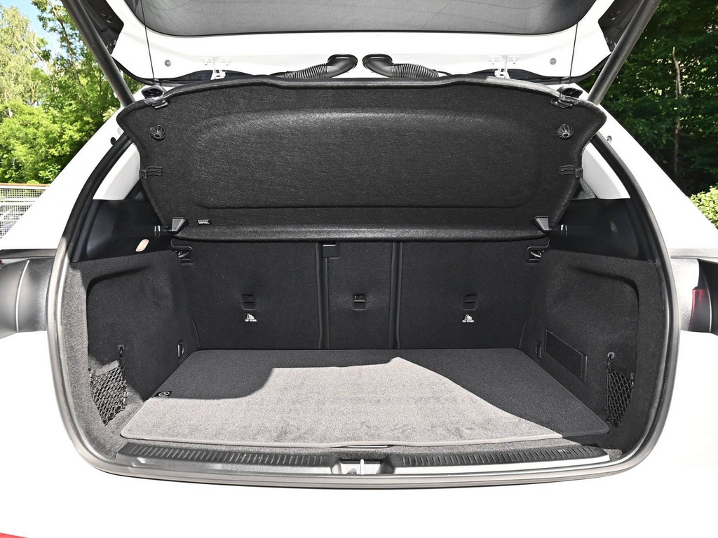Bild 28 - B 200 Progressive Advanced