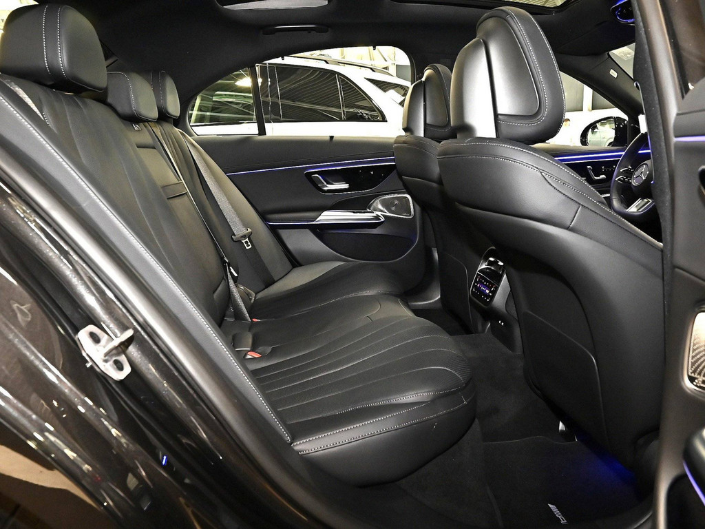 Bild 8 - E 450 4M AMG Sport Premium + 
