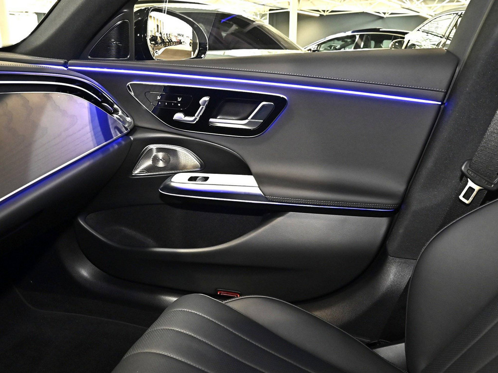 Bild 16 - E 450 4M AMG Sport Premium + 