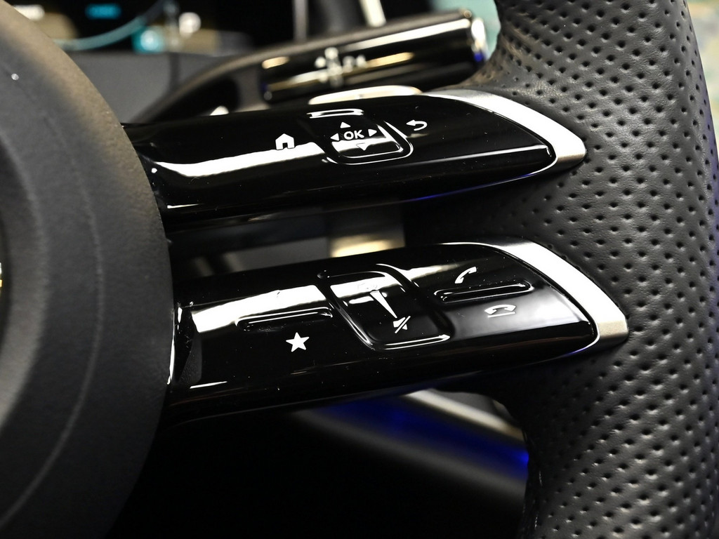 Bild 19 - E 450 4M AMG Sport Premium + 