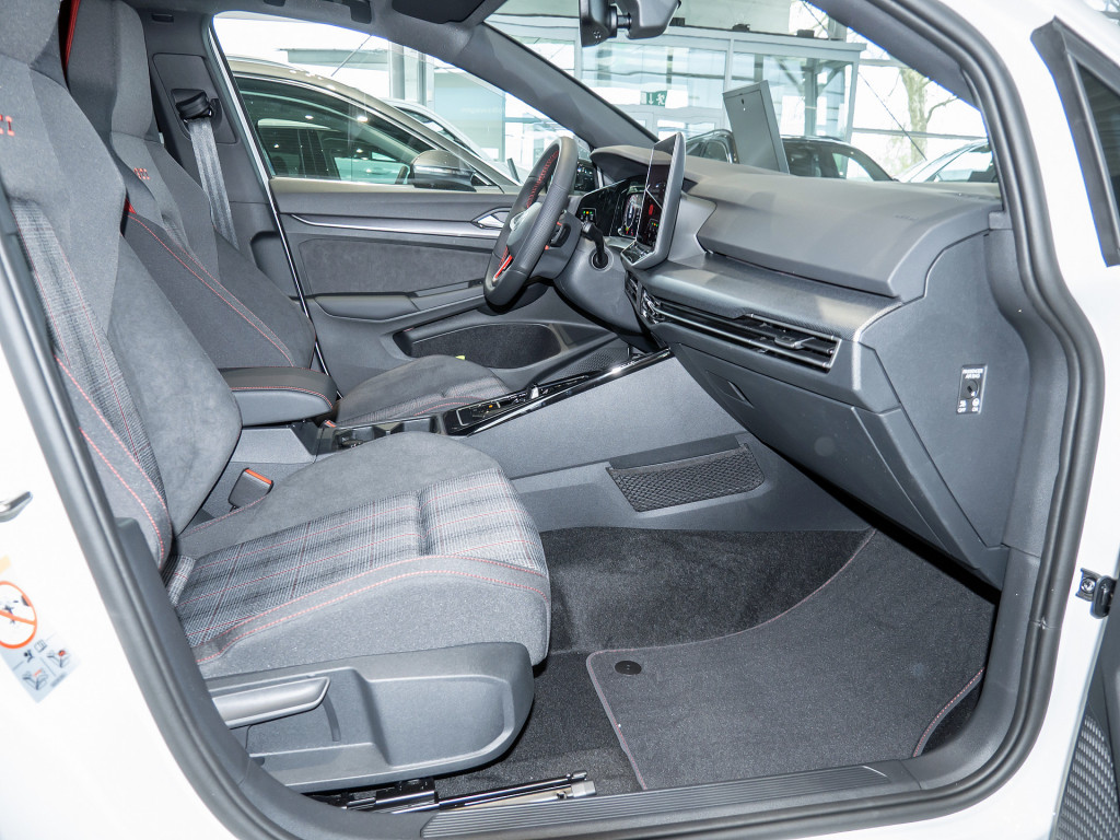 Bild 2 - Golf GTI DSG