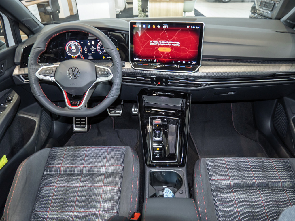 Bild 8 - Golf GTI DSG