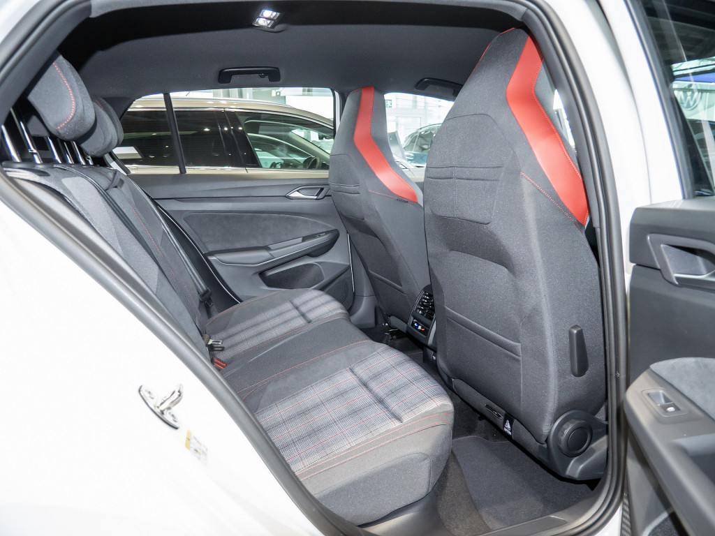 Bild 4 - Golf GTI DSG
