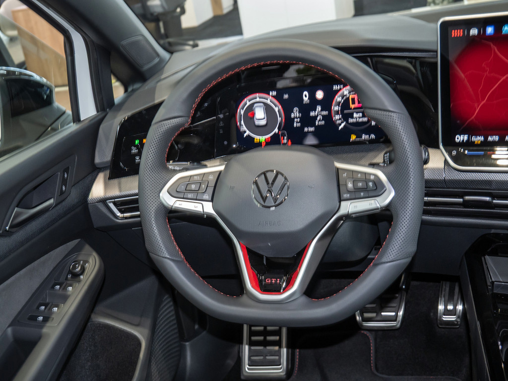 Bild 9 - Golf GTI DSG
