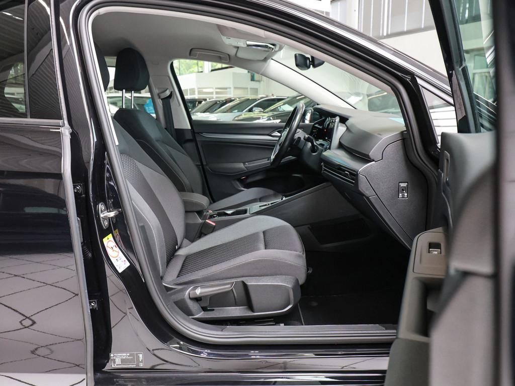 Bild 2 - Golf VIII ACTIVE 2,0 l TDI DSG