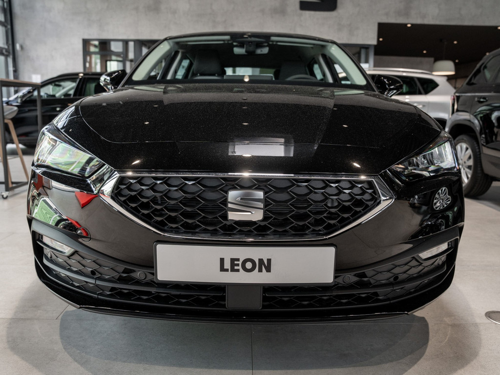 Bild 3 - Leon 1.5 eTSI W Road Edition Kam. Navi ACC LED