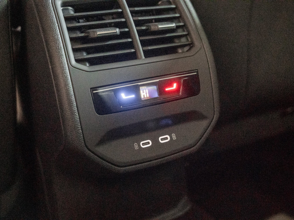 Bild 9 - Leon 1.5 eTSI W Road Edition Kam. Navi ACC LED