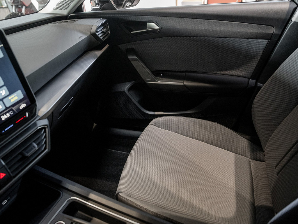 Bild 18 - Leon 1.5 eTSI W Road Edition Kam. Navi ACC LED