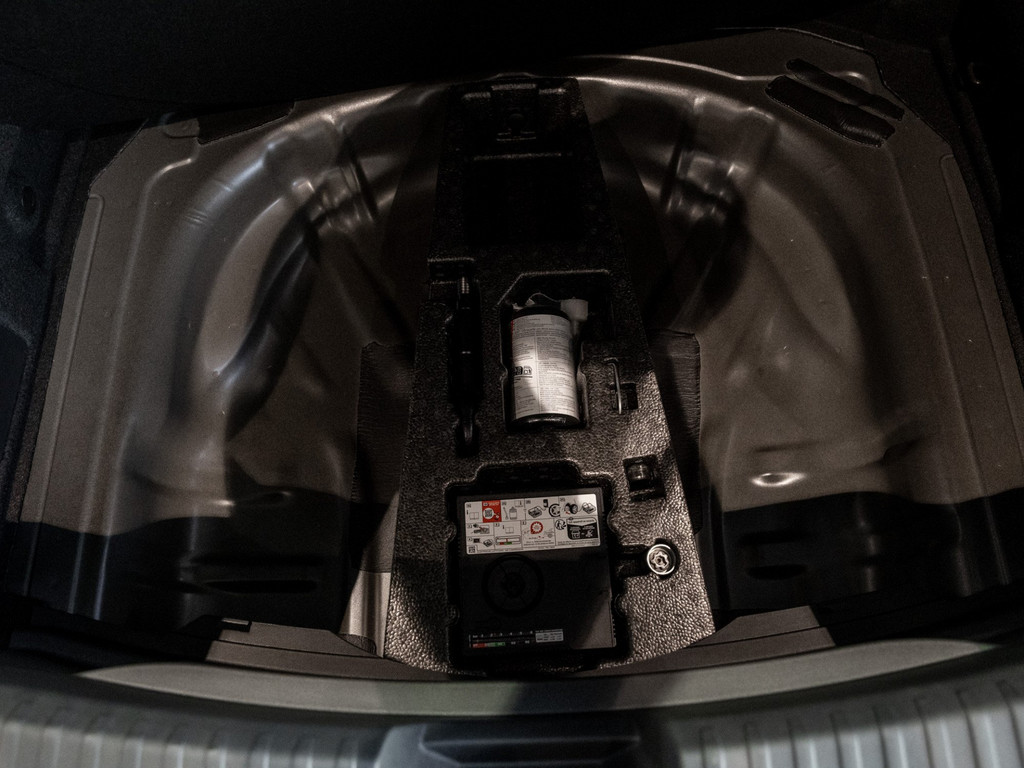 Bild 27 - Leon 1.5 eTSI W Road Edition Kam. Navi ACC LED