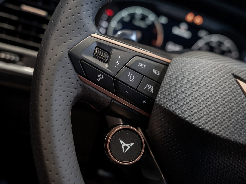Bild 26 - Ateca 1.5 TSI AHK Kam. Navi Sportp. Virtual 360