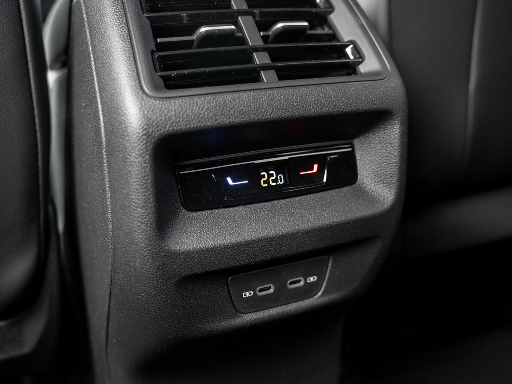 Bild 10 - Tiguan ENERGY Aktionspreis eTSI DSG AHK Kam. Navi