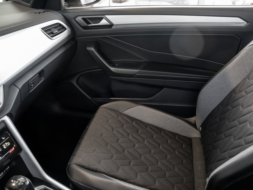 Bild 21 - T-Roc Cabriolet ENERGY 1.5 l TSI DSG AHK ACC