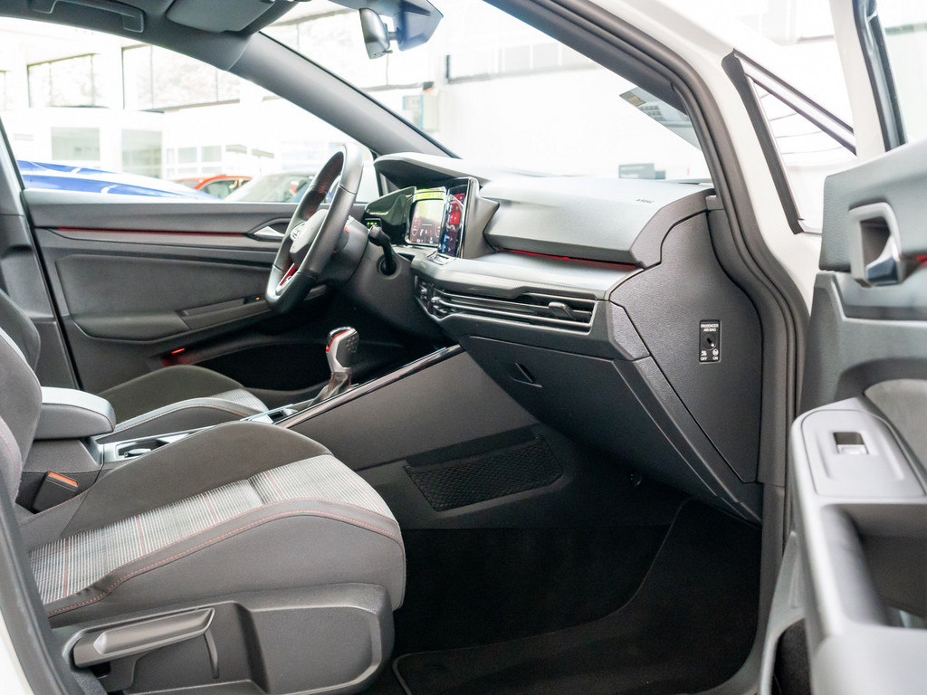 Bild 2 - Golf VIII GTI 2,0 l TSI