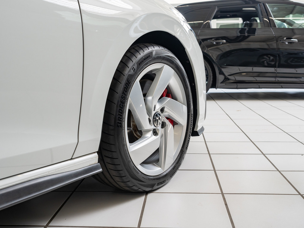 Bild 8 - Golf VIII GTI 2,0 l TSI