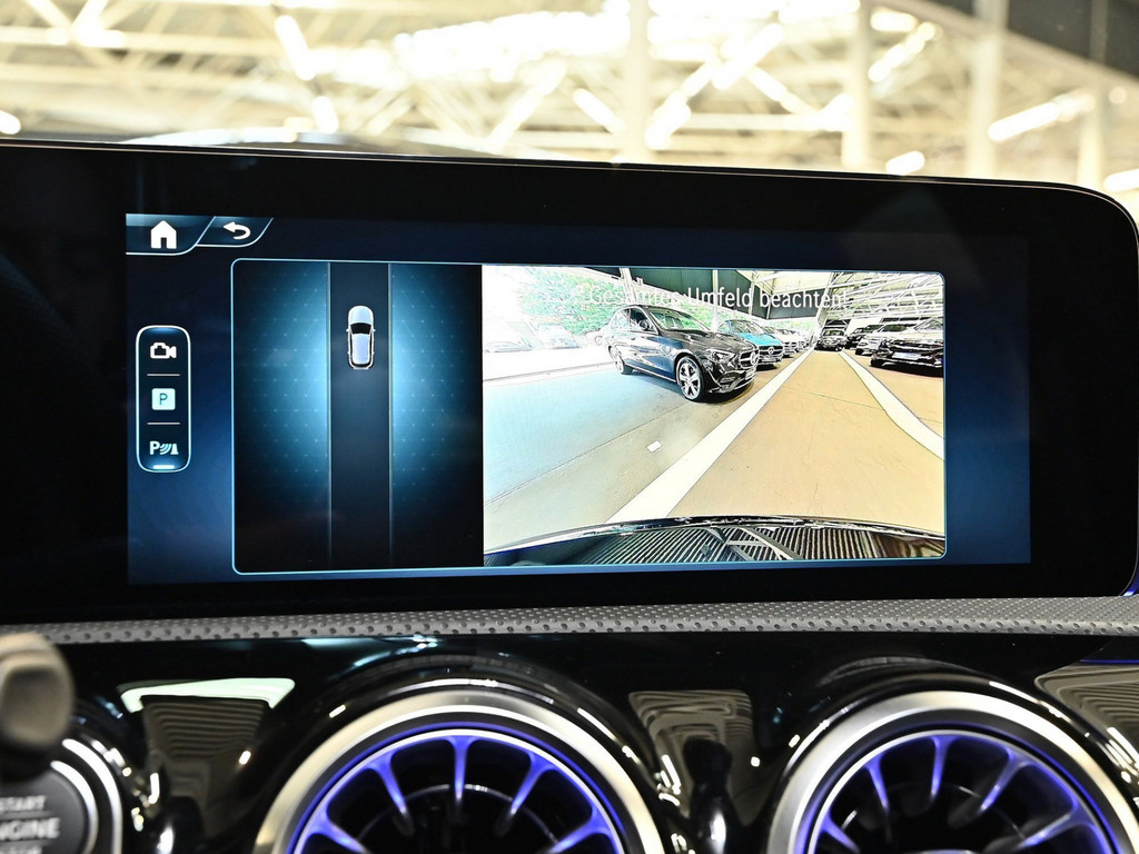 Bild 13 - A 180 AMG Sport Advanced +