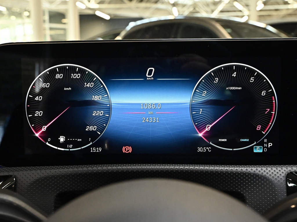 Bild 17 - A 180 AMG Sport Advanced +