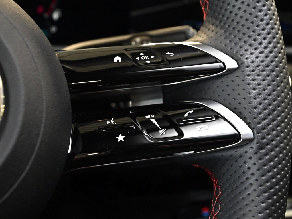 Bild 19 - A 180 AMG Sport Advanced +
