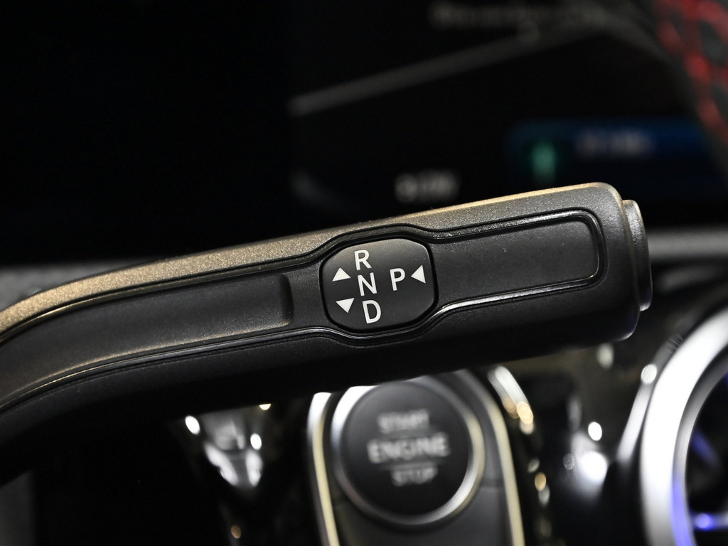 Bild 20 - A 180 AMG Sport Advanced +