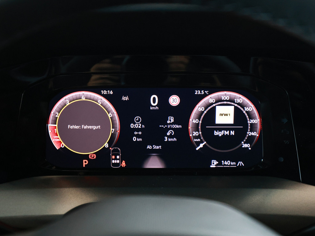 Bild 19 - Golf VIII GTI EDITION 50 2.0 TSI DSG 325 PS