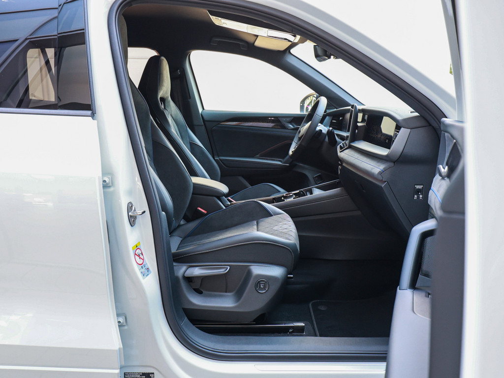 Bild 2 - Tayron R-Line 1.5 eHybrid DSG