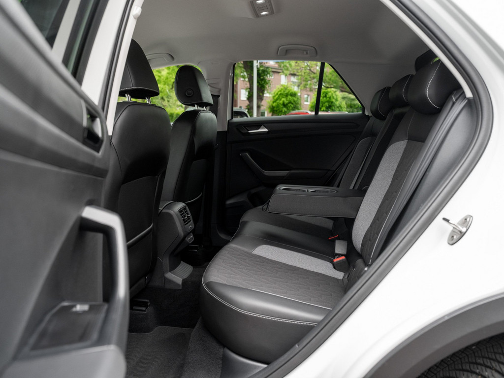 Bild 9 - T-ROC Life T-ROC 1.0 Life BT085 TSIM6F Kam. ACC