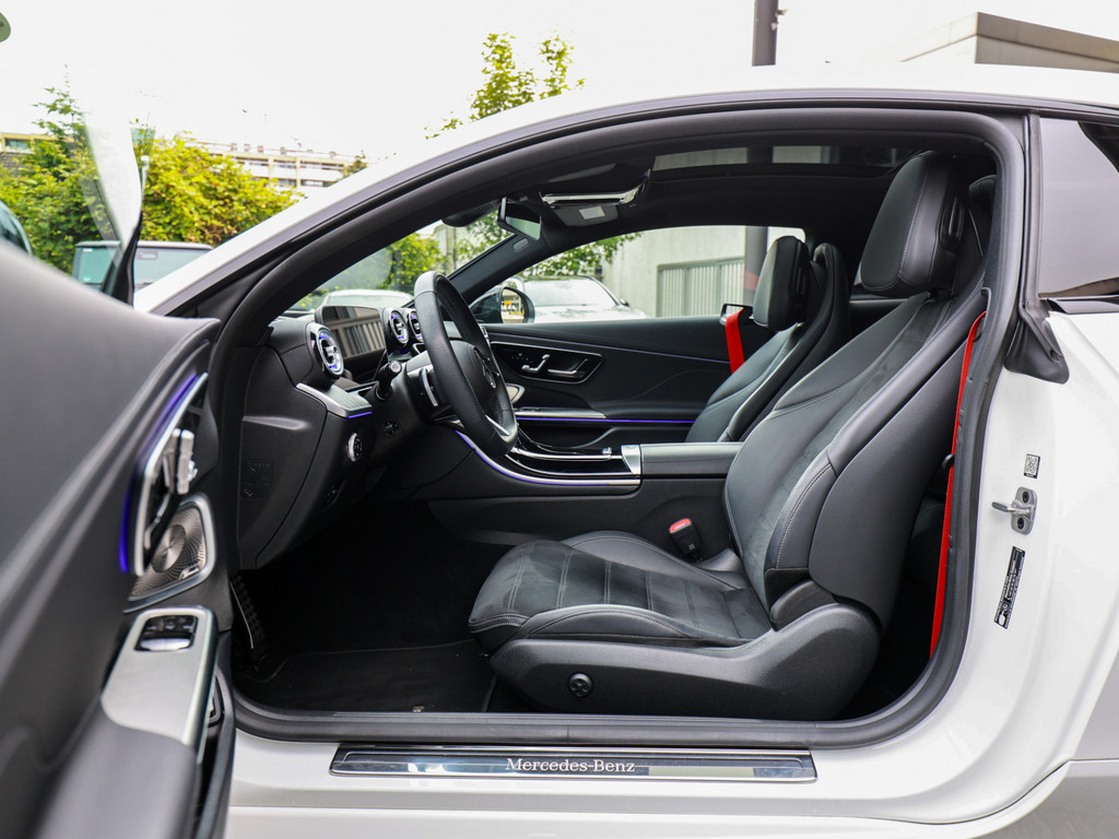 Bild 10 - CLE 300 e AMG Sport Premium +