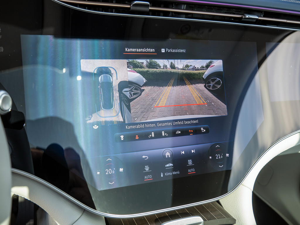 Bild 16 - EQS 580 4M SUV AMG Sport Premium + Hyperscreen
