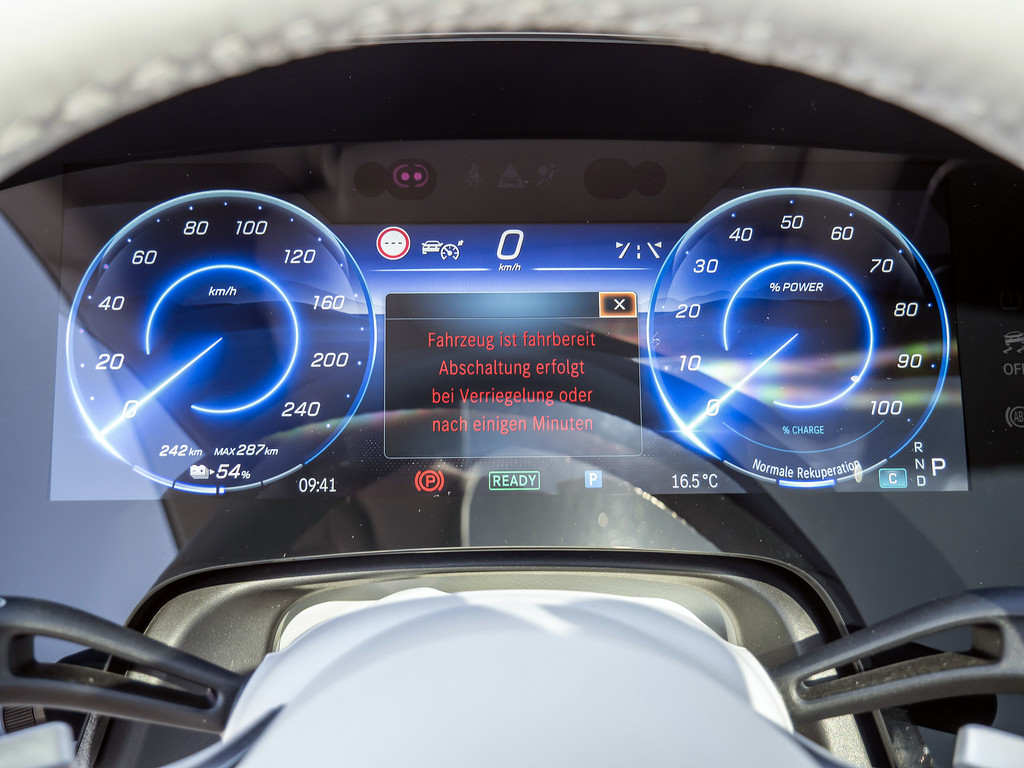Bild 19 - EQS 580 4M SUV AMG Sport Premium + Hyperscreen