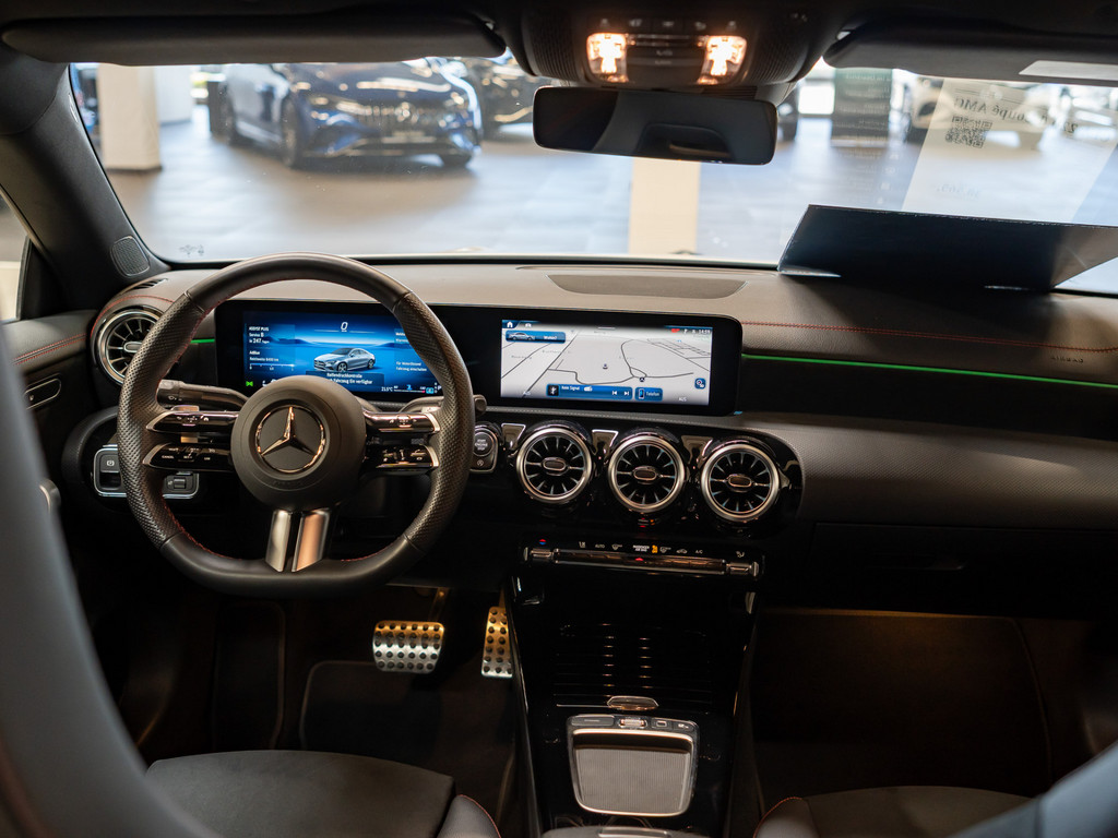Bild 9 - CLA 220 d Coupé AMG Sport Advanced +
