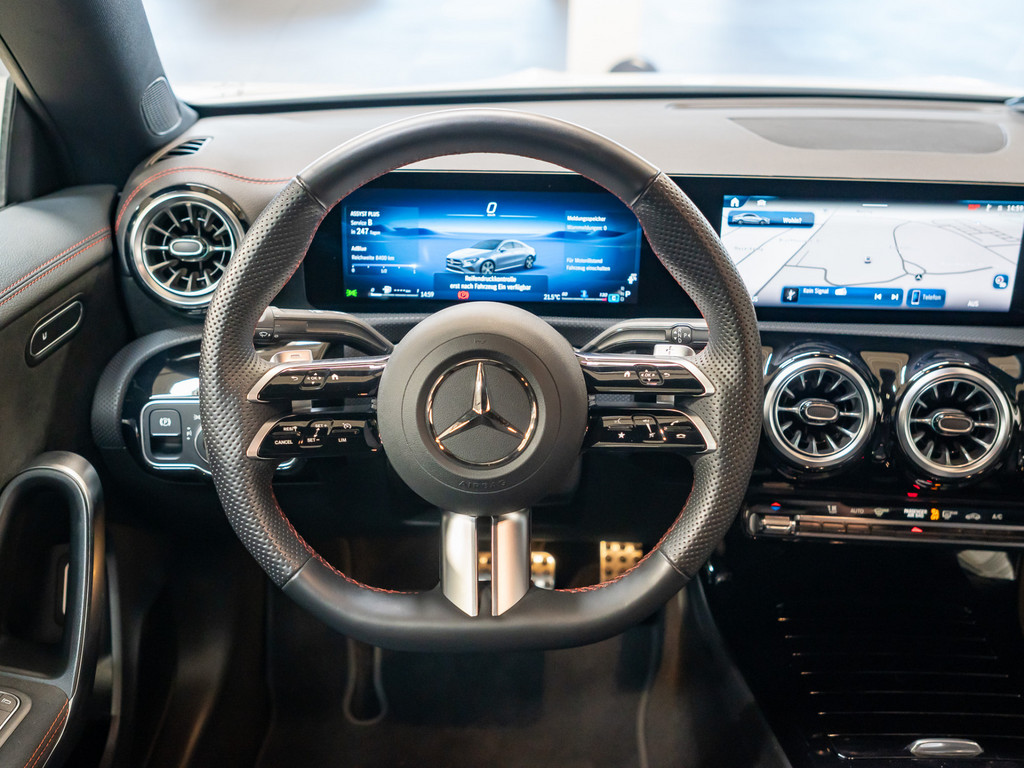 Bild 10 - CLA 220 d Coupé AMG Sport Advanced +