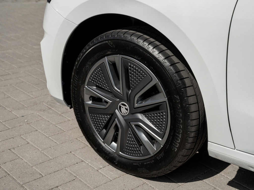 Bild 7 - FABIA TOUR 1.0 TSI Kam. Navi ACC DynLicht LED LM