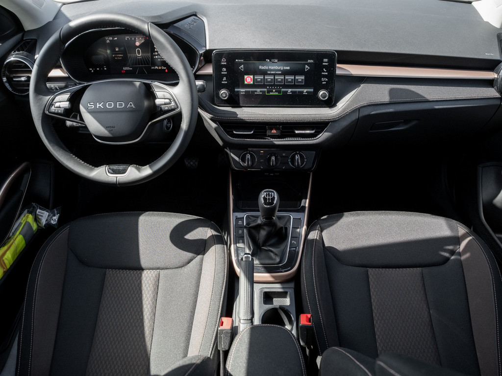 Bild 10 - FABIA TOUR 1.0 TSI Kam. Navi ACC DynLicht LED LM