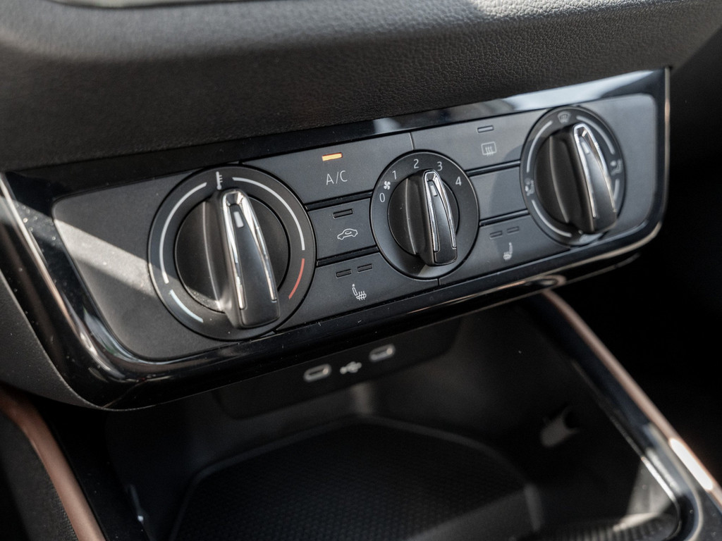Bild 17 - FABIA TOUR 1.0 TSI Kam. Navi ACC DynLicht LED LM
