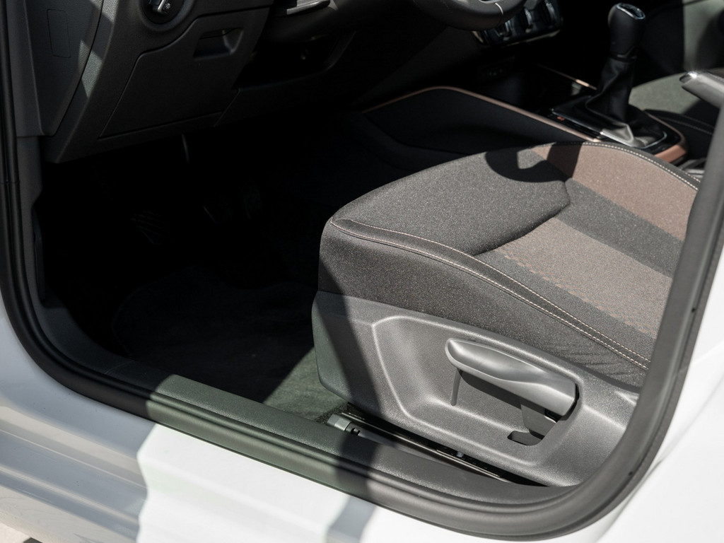 Bild 25 - FABIA TOUR 1.0 TSI Kam. Navi ACC DynLicht LED LM