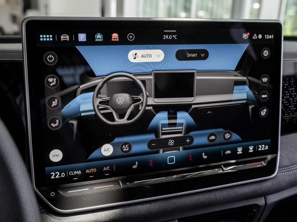 Bild 18 - Tiguan R-Line Aktionspreis 2.0 l TSI 4M DCC AHK