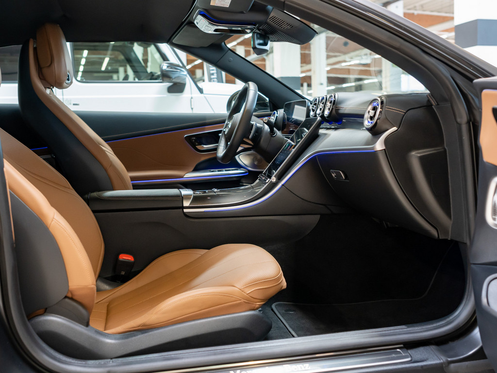 Bild 3 - CLE 450 4M Cabriolet AMG Sport Premium +