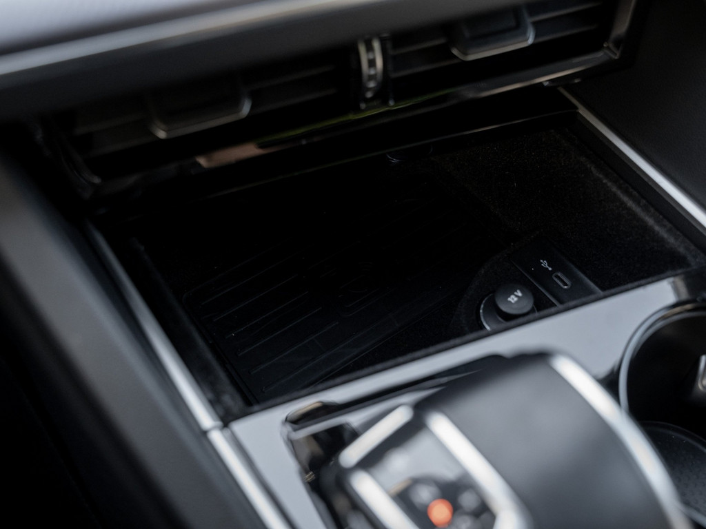 Bild 18 - Touareg TDI R-Line Pano IQLight AHK Kam. Leder