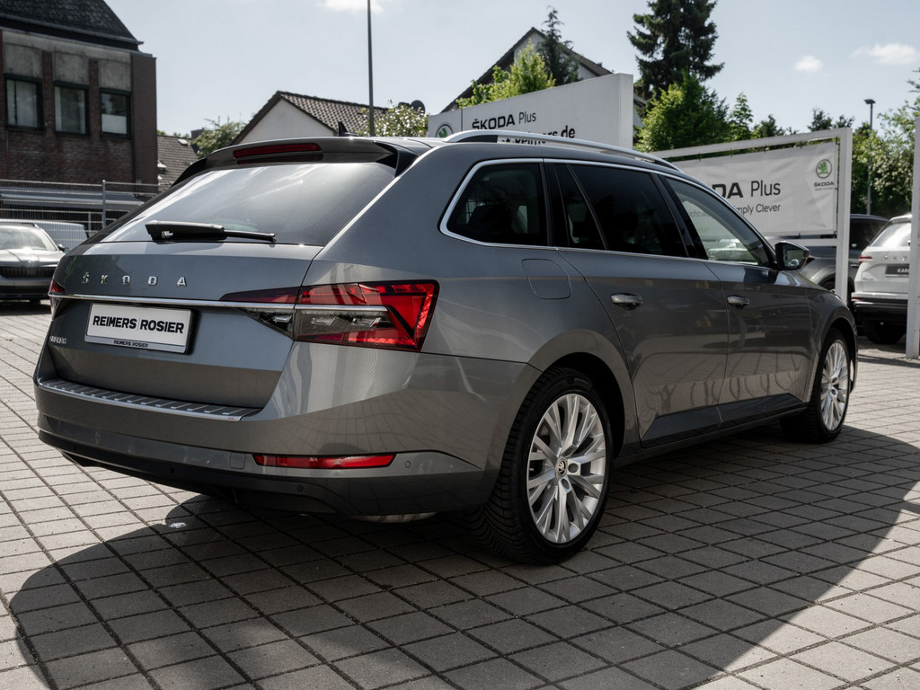 Bild 6 - SUPERB C. STYLE 2.0 TSI DSG AHK Kam. Virtual ACC