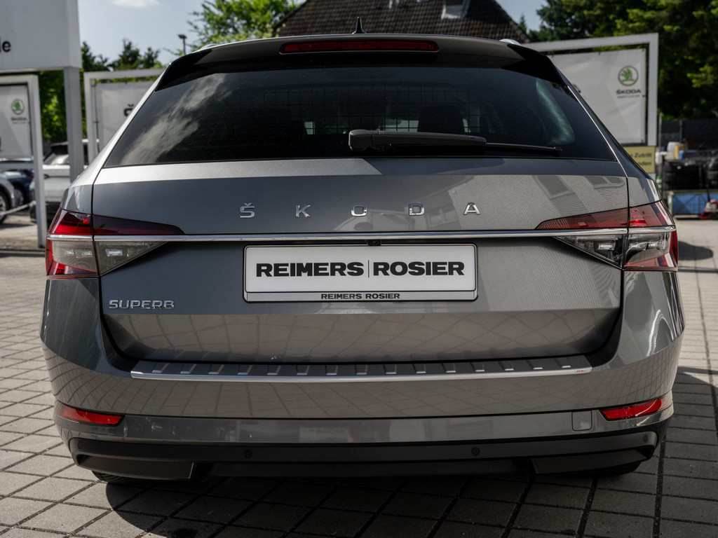 Bild 7 - SUPERB C. STYLE 2.0 TSI DSG AHK Kam. Virtual ACC