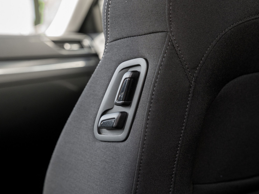Bild 13 - SUPERB C. STYLE 2.0 TSI DSG AHK Kam. Virtual ACC
