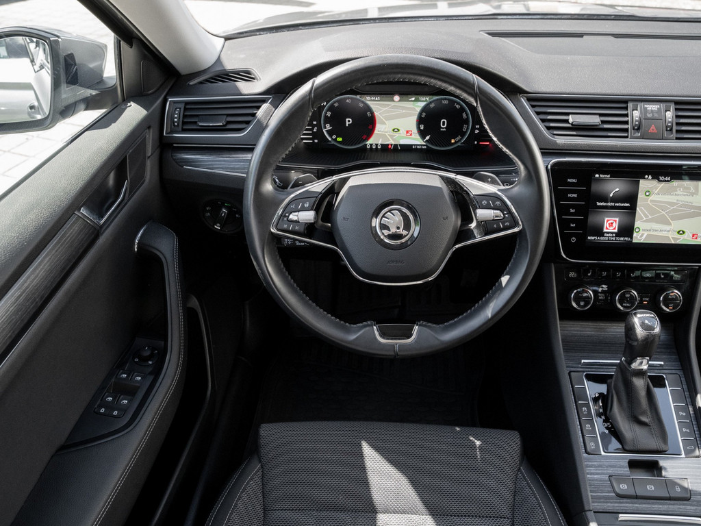 Bild 15 - SUPERB C. STYLE 2.0 TSI DSG AHK Kam. Virtual ACC