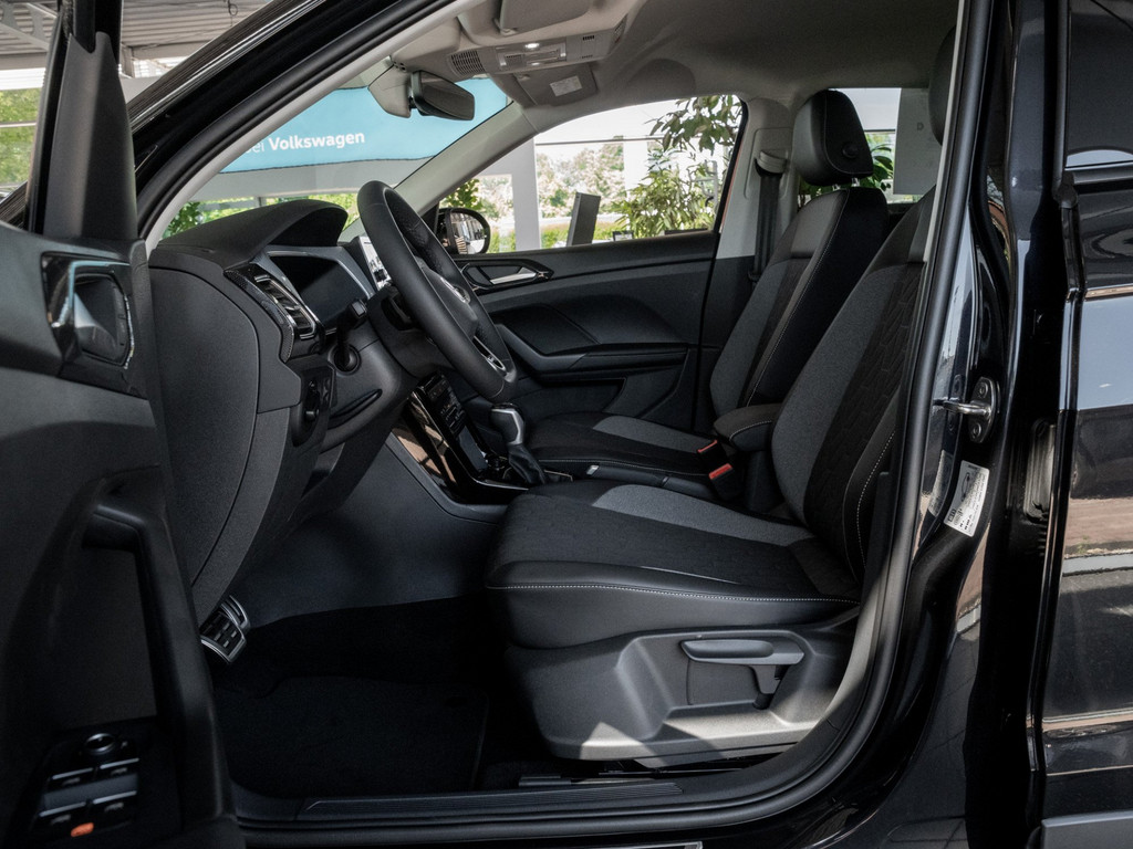 Bild 8 - T-Cross ENERGY 1.0 l TSI DSG Kam. Navi Virtual