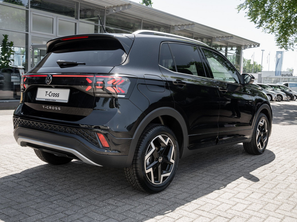 Bild 4 - T-Cross R-Line 1.0 l TSI DSG NaviPro R-Line