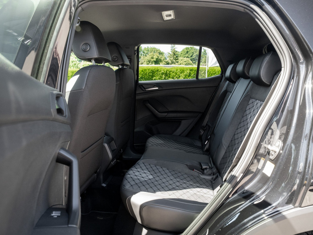 Bild 9 - T-Cross R-Line 1.0 l TSI DSG NaviPro R-Line