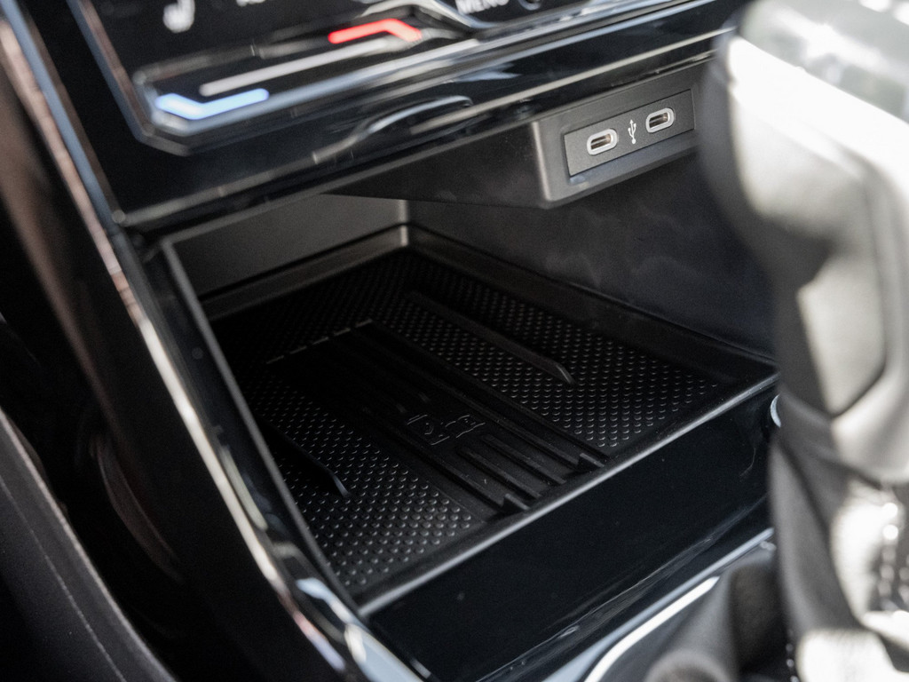 Bild 20 - T-Cross R-Line 1.0 l TSI DSG NaviPro R-Line