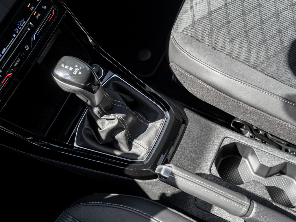 Bild 21 - T-Cross R-Line 1.0 l TSI DSG NaviPro R-Line