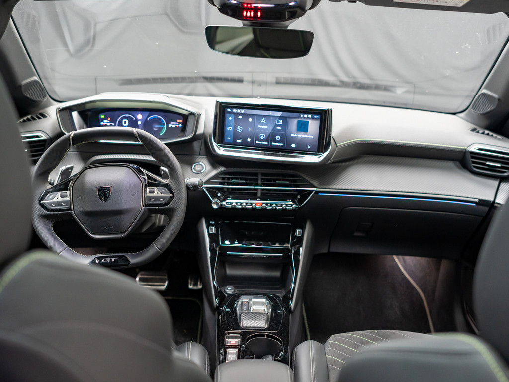 Bild 6 - 208 GT HYBRID 136 e-DSC6