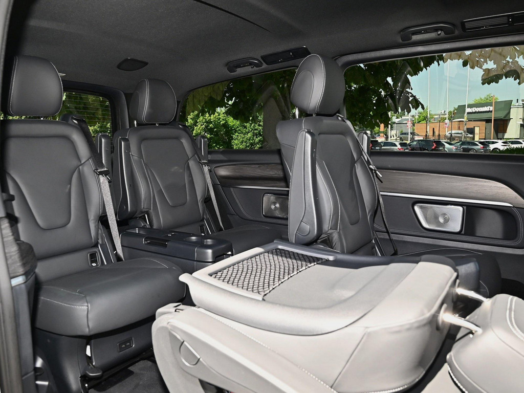 Bild 34 - V 300 d EXCLUSIVE AMG Lang